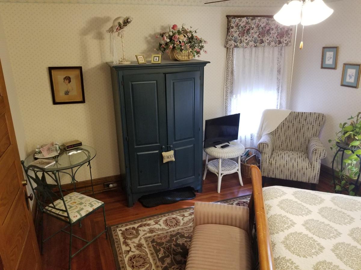 Rose & Thistle Bed & Breakfast クーパーズタウン エクステリア 写真